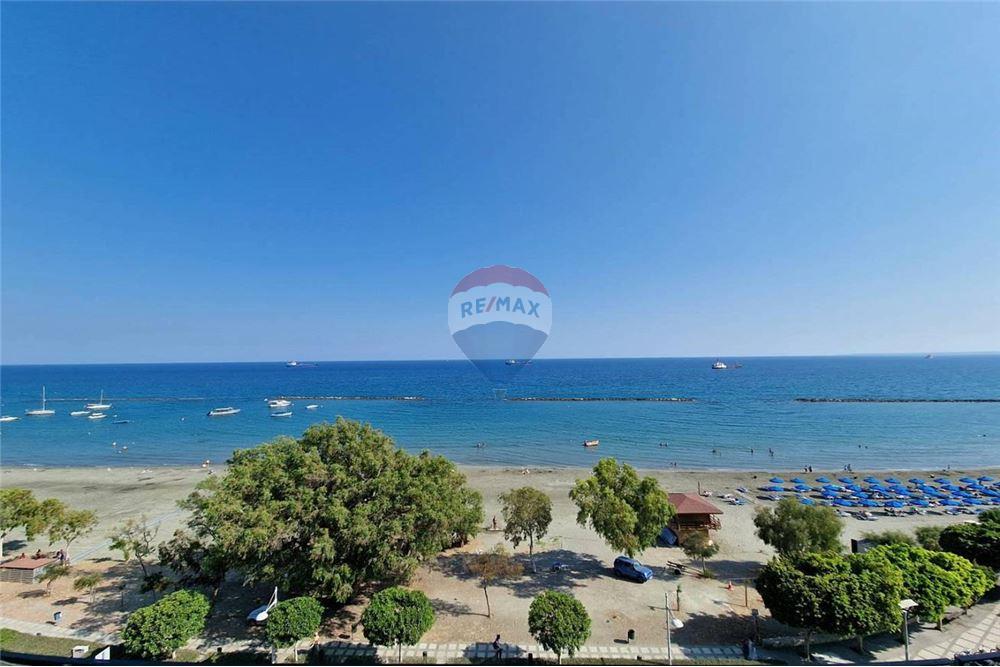 Sea-Front Offices of 564 sqm in Neapolis - Widok 2