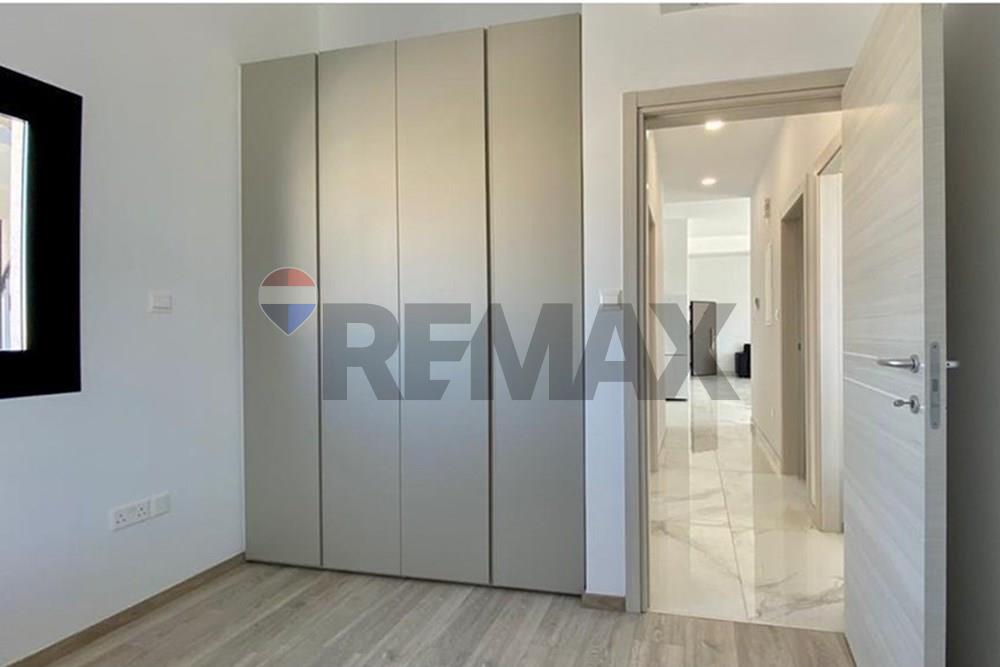 Seaview 2-Bedroom Penthouse in Potamos Germasoyia - Bild 3