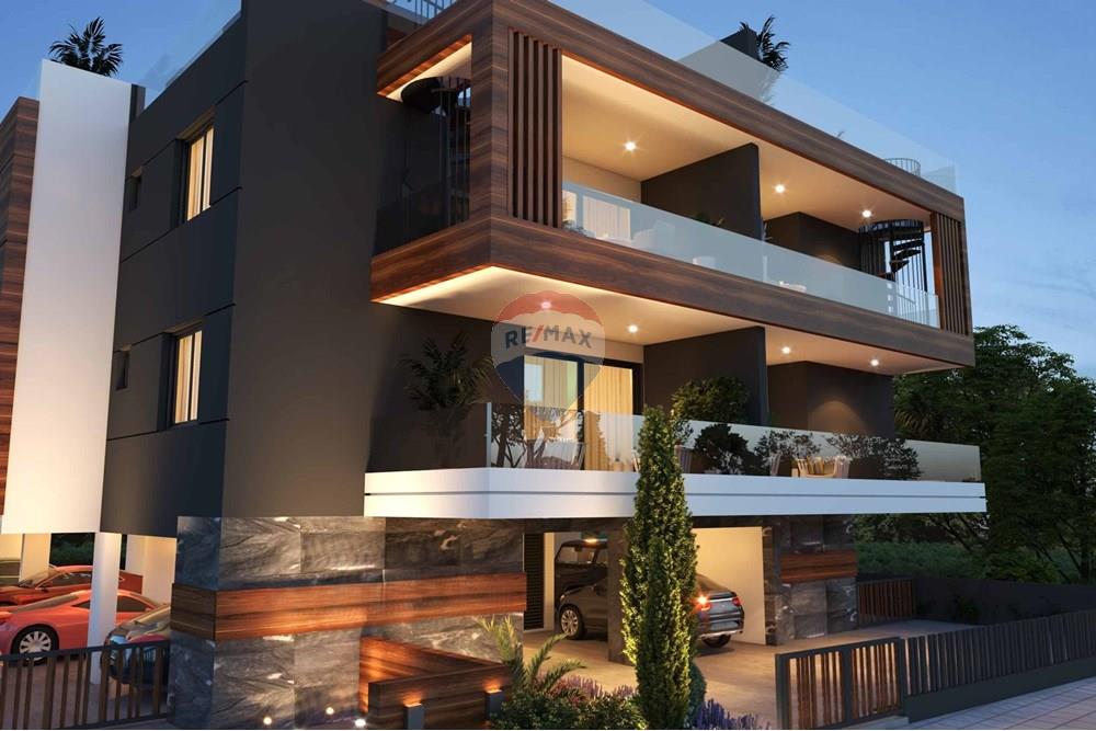 Modern 1-Bedroom Top Floor Apartment in Livadia - Widok 5