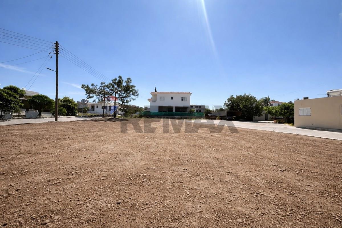 Plot of land for sale 624 m² in Empa, Paphos