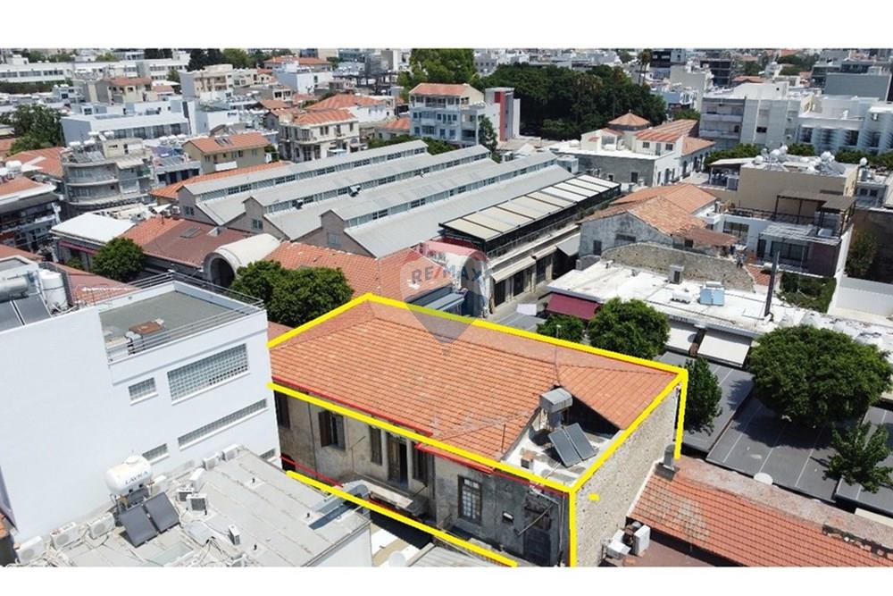 Здание 332 м² на продажу в Limassol - Katholiki, Limassol