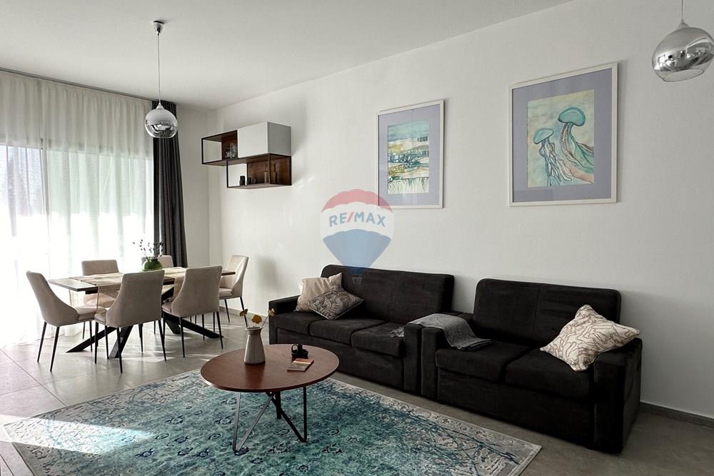 Residential - Condo/Apartment - Germasoyia, Limassol - CY - liv1.JPG - 480031146-369