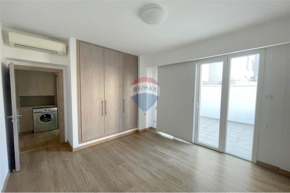 Beachfront 3-Bedroom Apartment - Widok 5