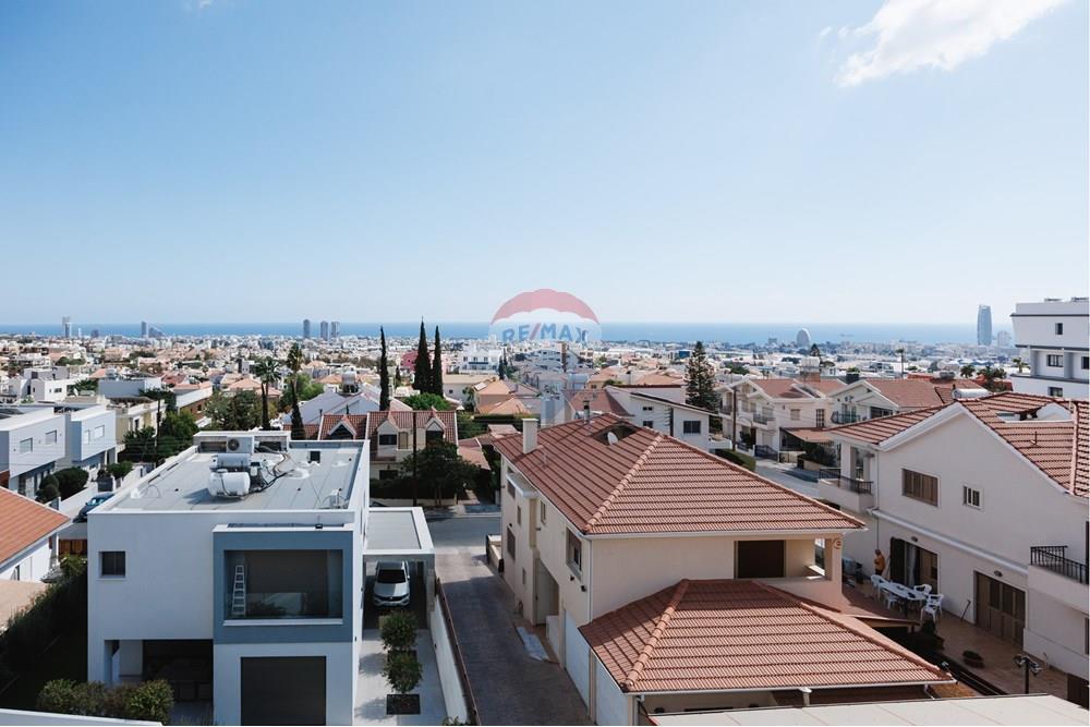Sea View 3-Bedroom Penthouse in Agios Athanasios – další