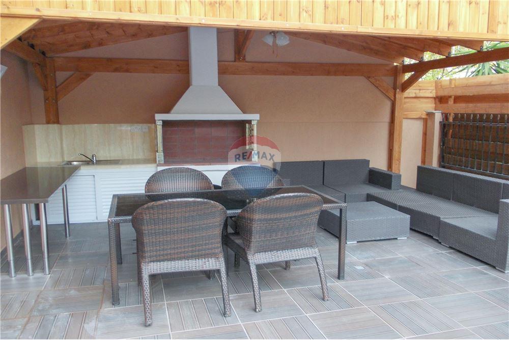 Three-Bedroom Villa in Potamos Germasogeia - Altro