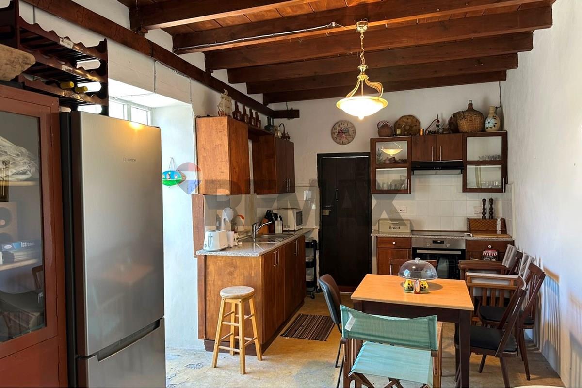 Residential properties for sale 280 m² in Choulou, Paphos