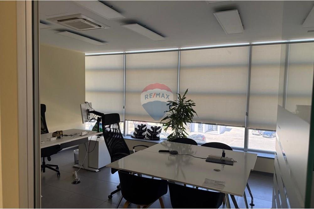 Office 1100 m² for rent in Agios Stylianos, Limassol