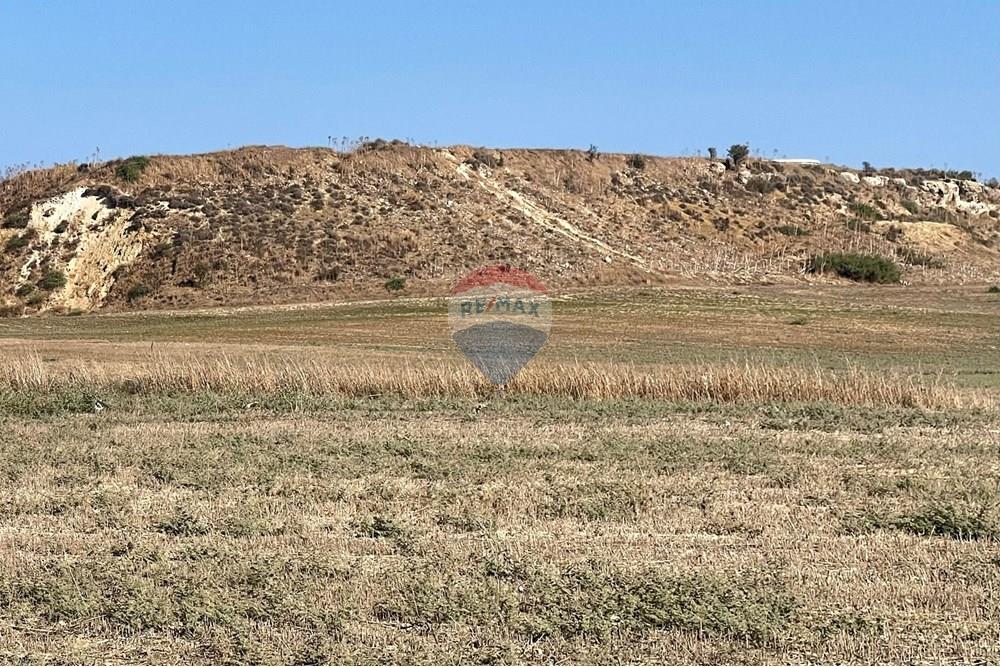 Plot of land for sale 2684 m² in Tersefanou, Larnaca