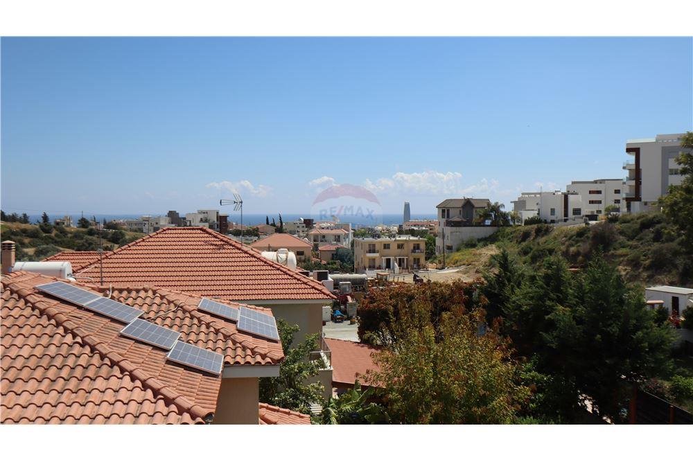 4-Bedroom Villa With Pool in Agios Athanasios – pohled 3