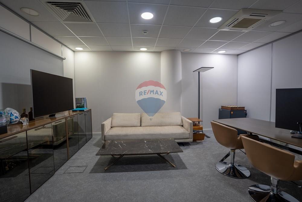 Commercial - Office - Agios Athanasios, Limassol - CY - MANAGER 2.jpg - 480031017-1925