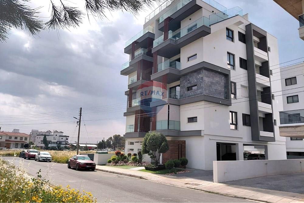 2022 VAT Free 3 Bedroom Penthouse in Kamares - Görünüm 2