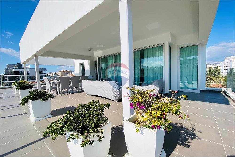 Modern 3-Bedroom Penthouse in Neapoli - Widok 2