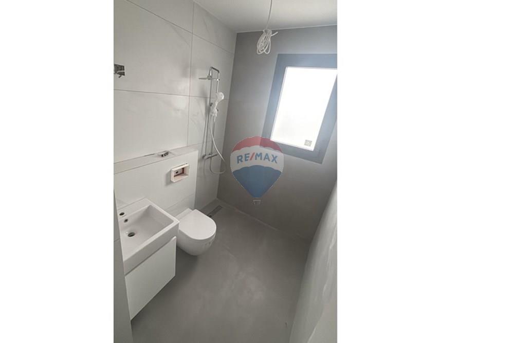 2 Bedroom Penthouse in Port Area - Widok 5