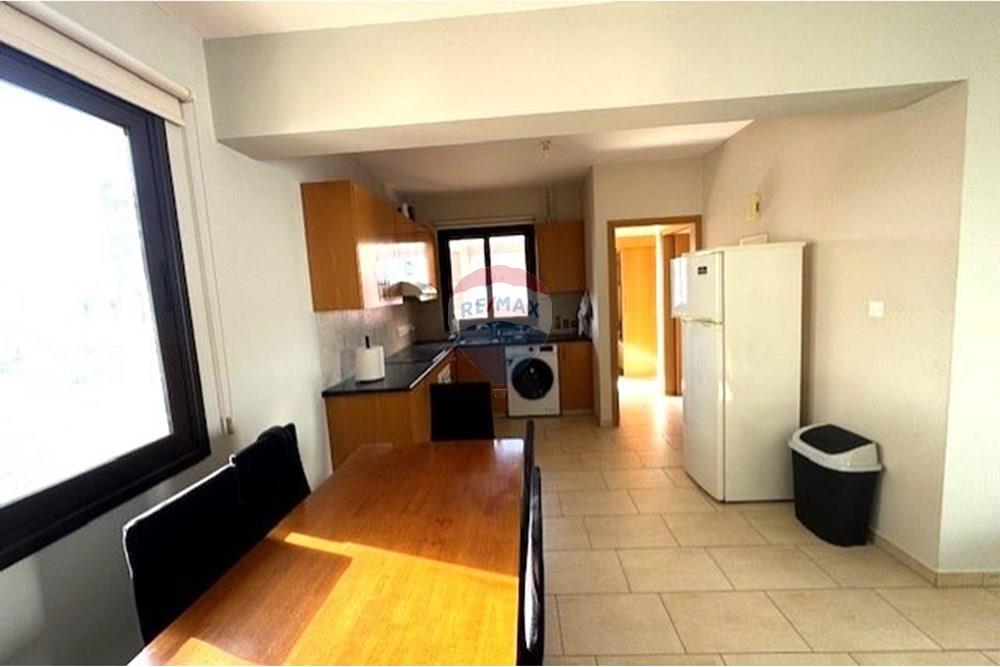 2-Bedroom Apartment in Sotiros, Larnara - Widok 4