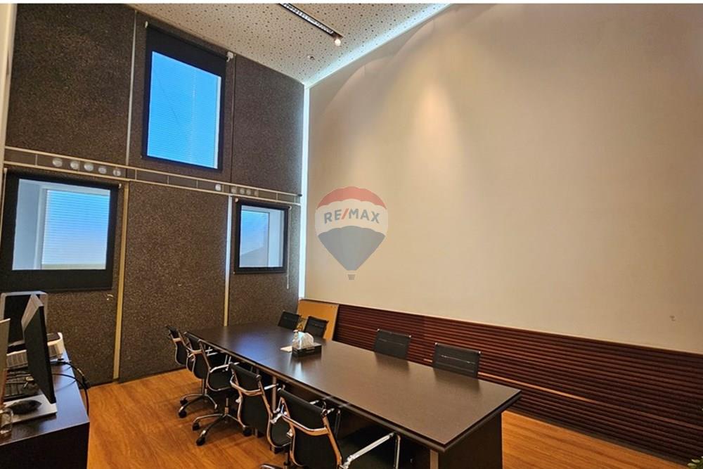 Γραφείο 700 μ² προς ενοικίαση στην τοποθεσία Polemidia - Apostolos Varnavas, Limassol