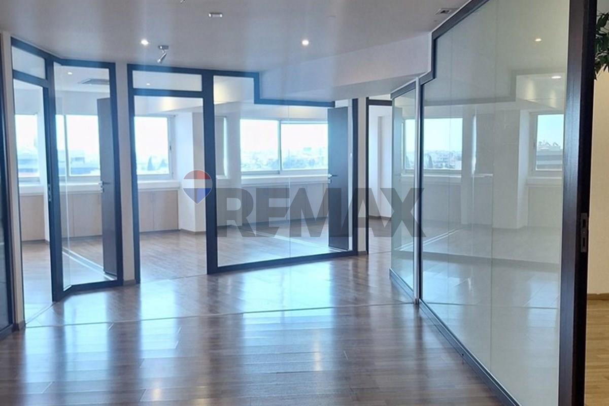 376sqm Furnished & Renovated Office in City Centre - Vista 4