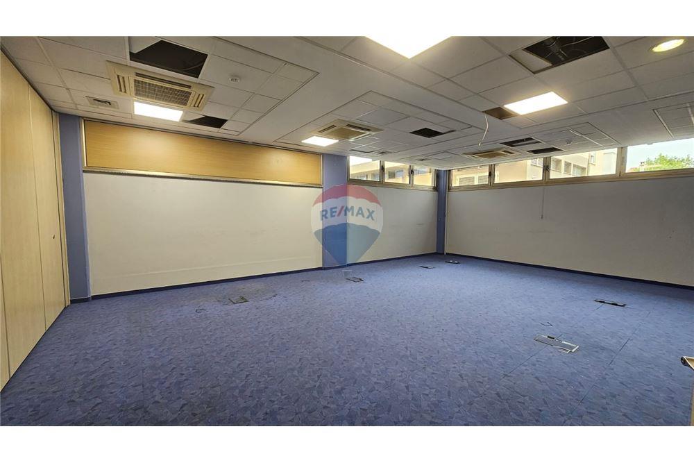 391sqm Office in City centre – pohled 3