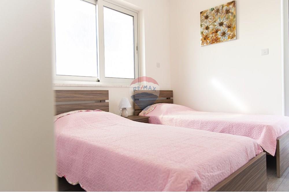 4 Bedroom Apartment in Larnaca Centre - Ansicht 6