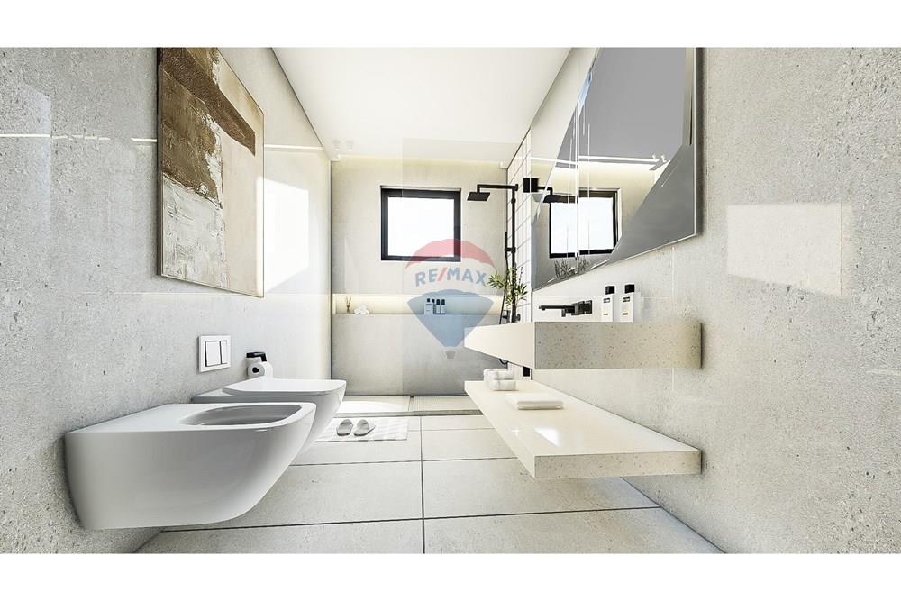 2 Bedroom Luxury Apartment in Germasogeia - Mehr