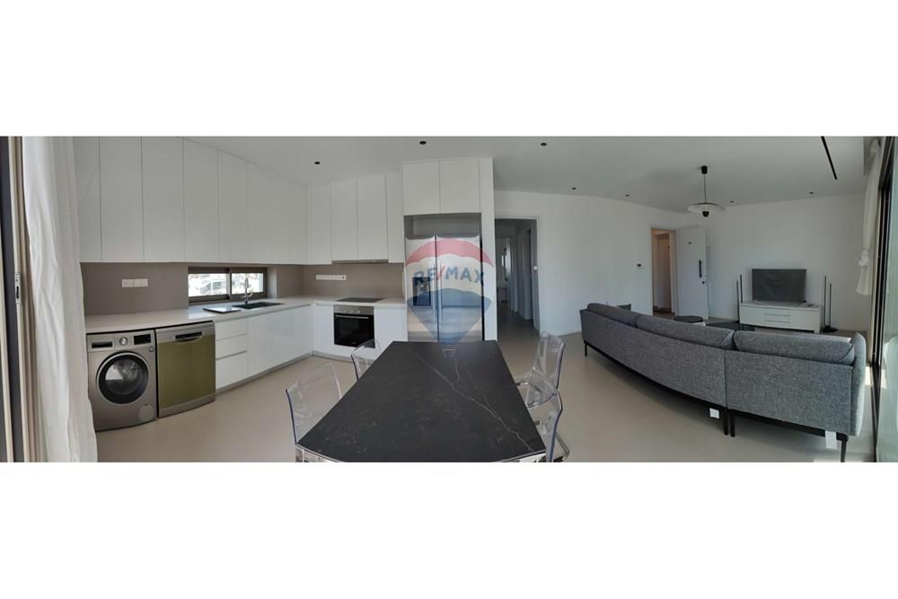 2-Bedroom Apartment in Neapolis - Vista 4