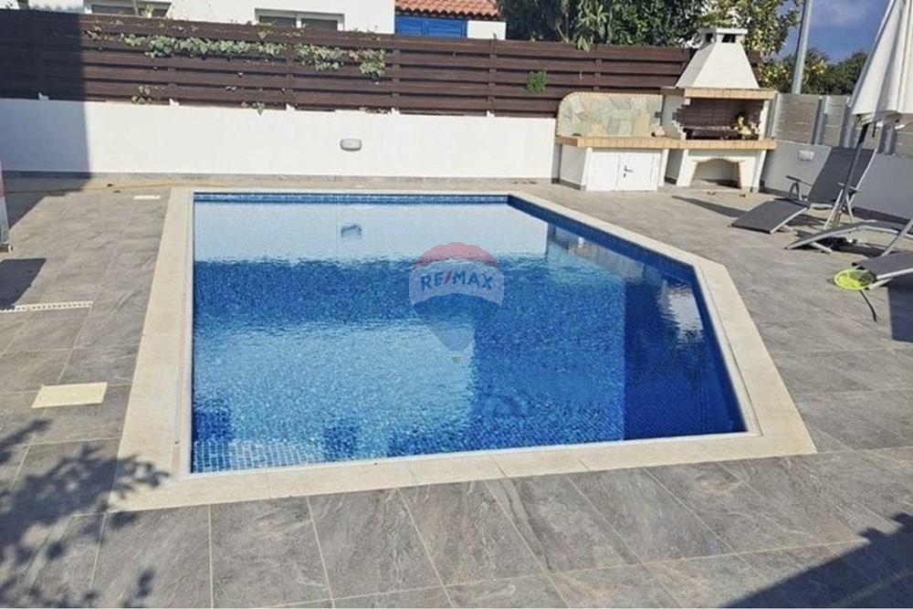 Residential - House - Paralimni, Famagusta - CY - 20250822_155135.jpg - 480091031-239