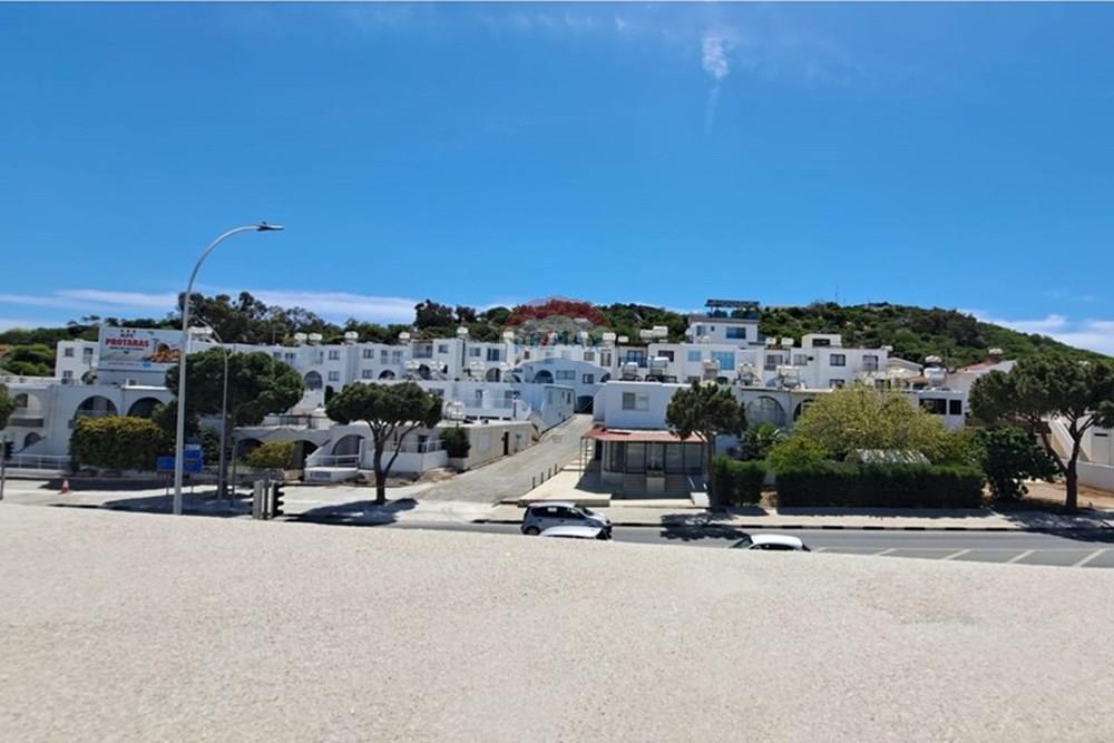 Κτίριο 500 μ² προς πώληση στην τοποθεσία Paralimni, Famagusta
