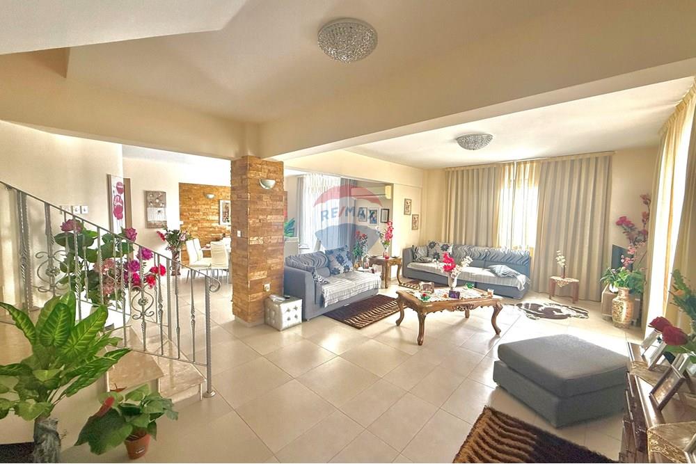 338 sqm Triplex Penthouse with Rooftop in Larnaca, Larnaca Municipality