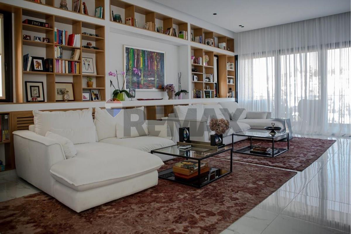 Luxury 5+1 Bedroom Villa in Agios Athanasios – pohled 2