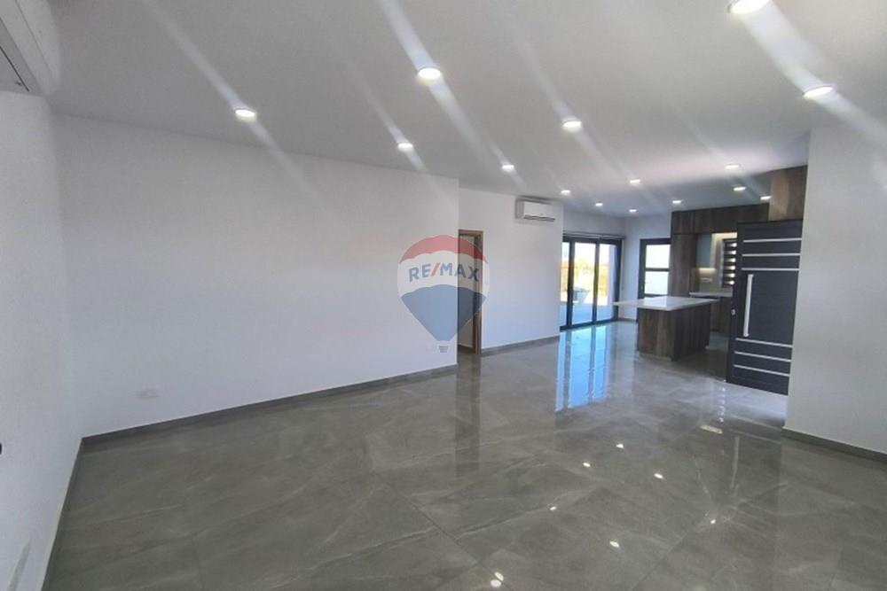 Μονοκατοικία προς ενοικίαση 687 μ² στην τοποθεσία Akrotiri, Limassol