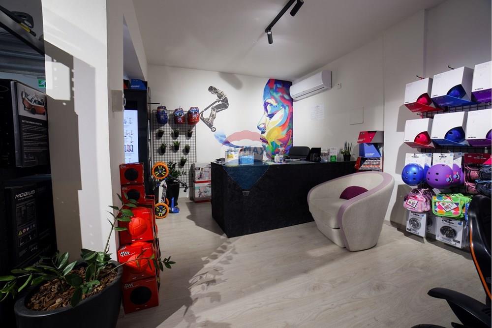 Trading area 179 m² for sale in Strovolos - Acropolis, Nicosia
