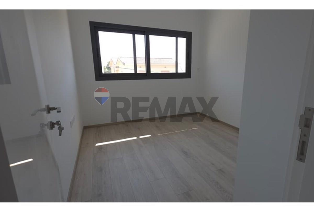2-Bedroom Apartment in Agios Athanasios - Mehr