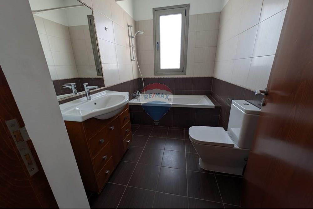 3+1 Bedroom Villa in Engomi - Mai multe