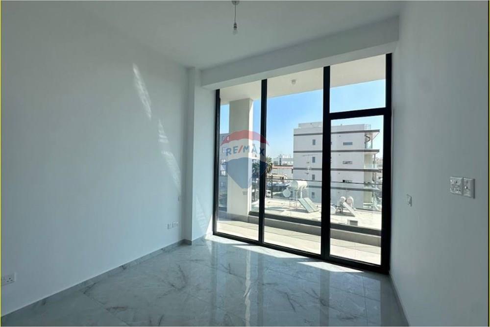 3-Bedroom Penthouse in Neapoli, Limassol - Ansicht 6