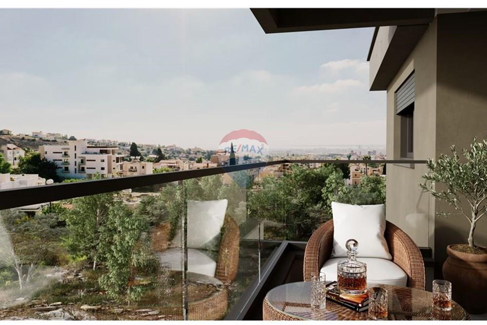 3+1-Bedroom Penthouse in Agia Fylaxi - Widok 2