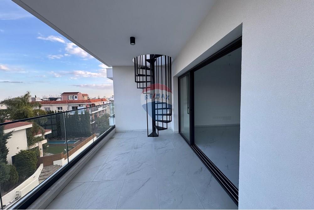 2-Bedroom Penthouse in Kapsalos - Widok 6
