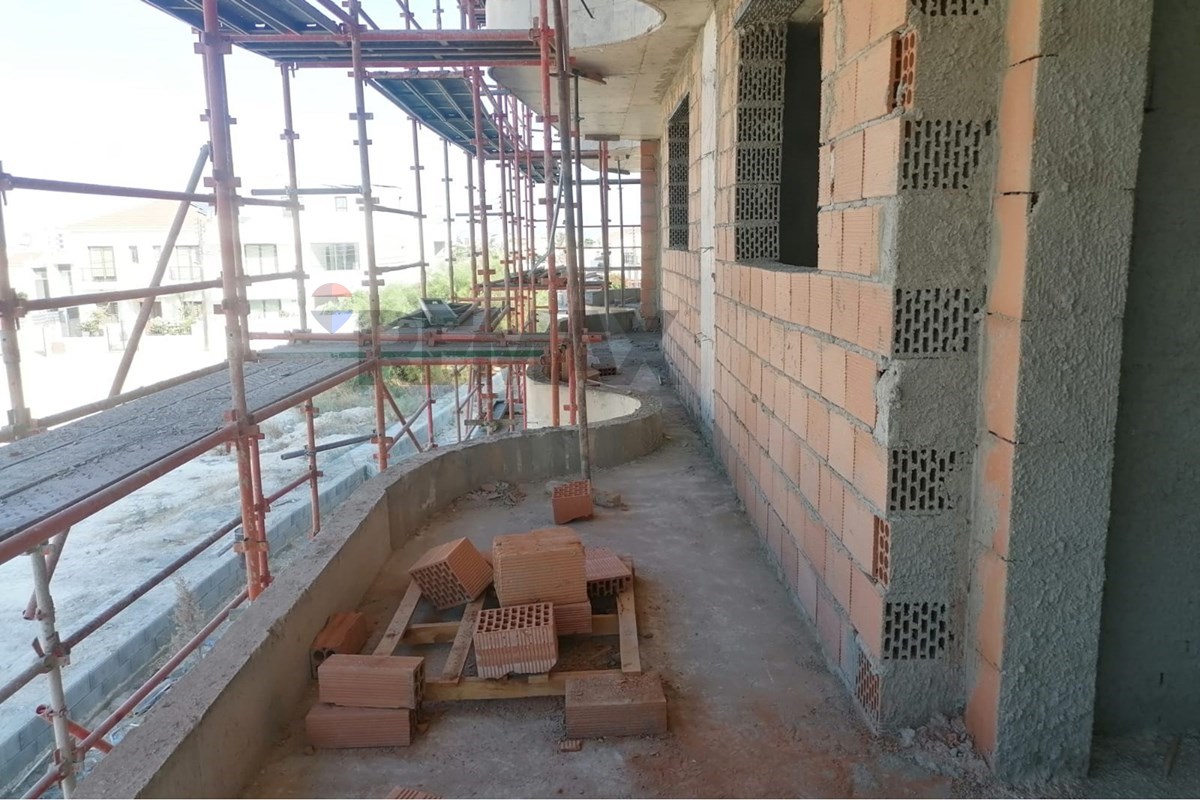 Luxurious 1 Bedroom Apartment in Aradippou - Altro