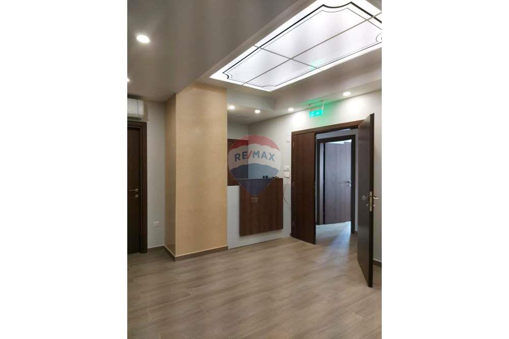 230 sqm office space on Fr. Roosevelt Ave. - Widok 2