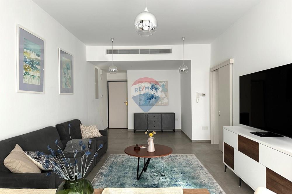 Residential - Condo/Apartment - Germasoyia, Limassol - CY - living.JPG - 480031146-369