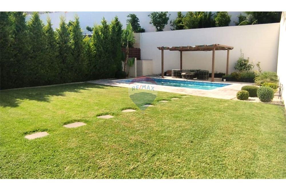 Sea View 5-Bedroom Villa at Mouttagiaka – další