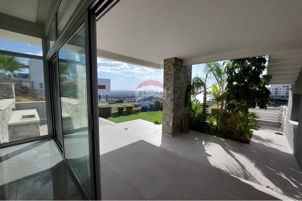 3-Bedroom House in Agia Fyla - Aanzicht 3
