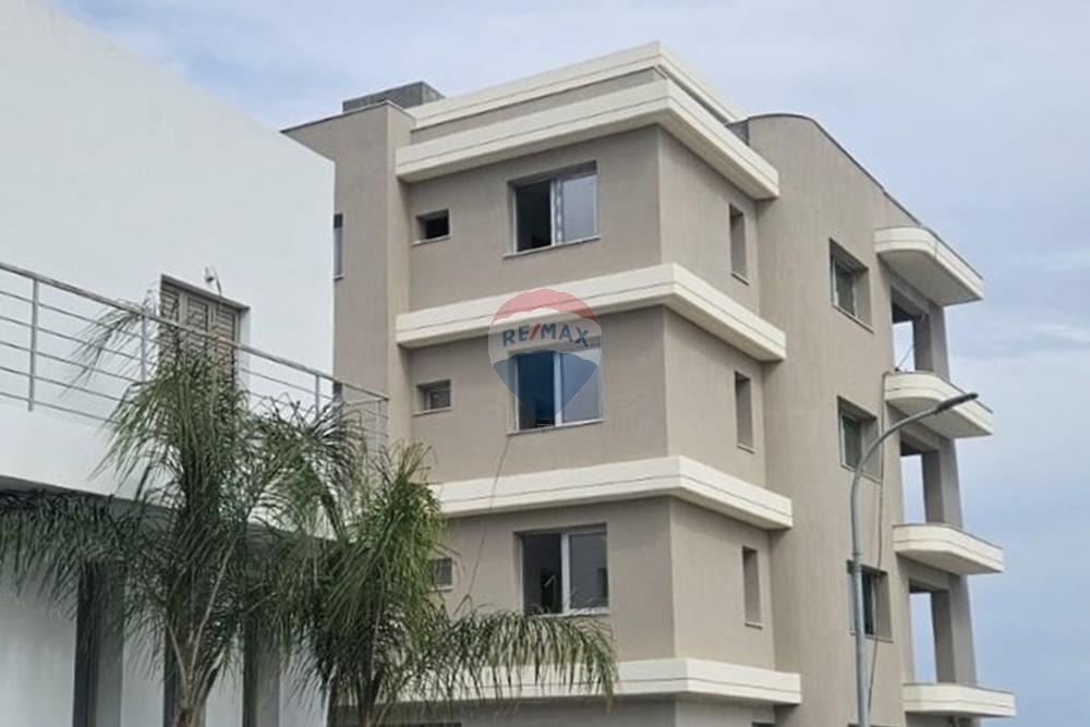 Brand New 2 Bed. Penthouse, New Marina, Larnaca - Aanzicht 5