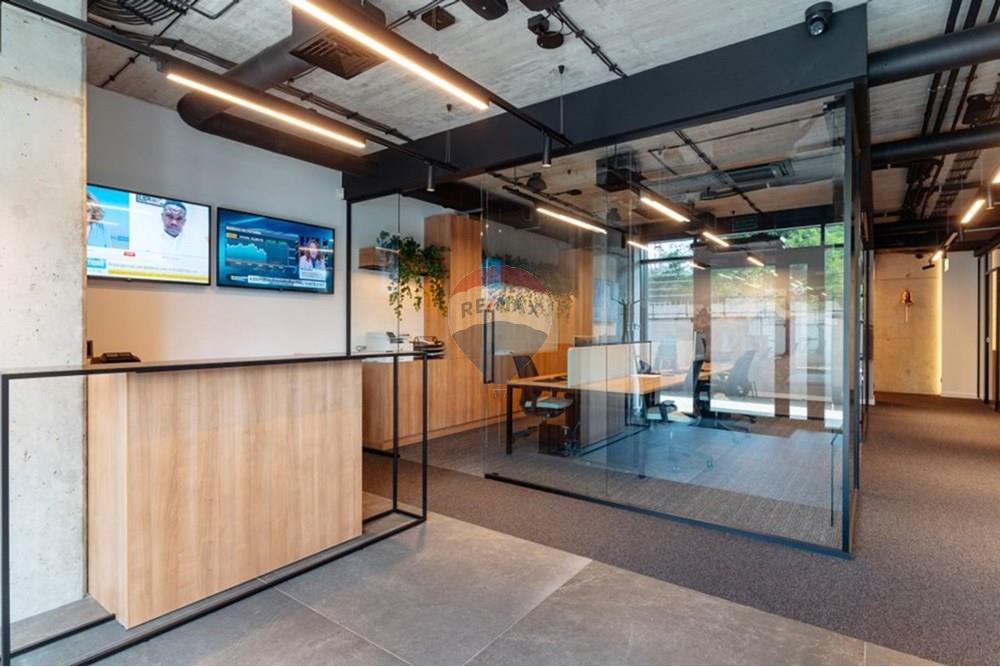 Office 295 m² for rent in Chalkoutsa, Limassol