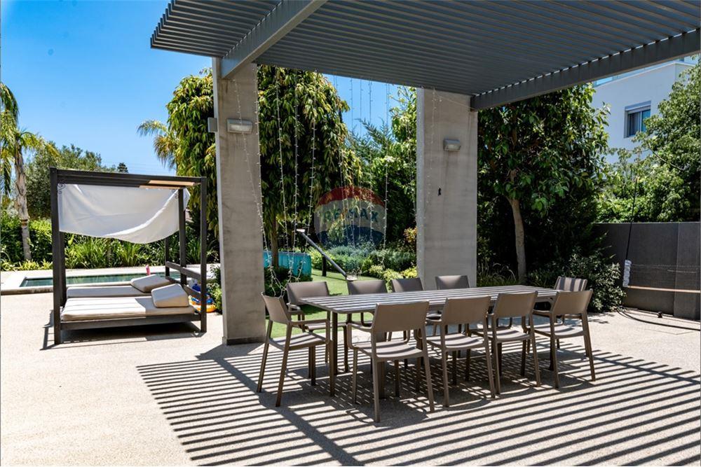 2-Bedroom Apartment in Potamos Germasogia - Widok 3