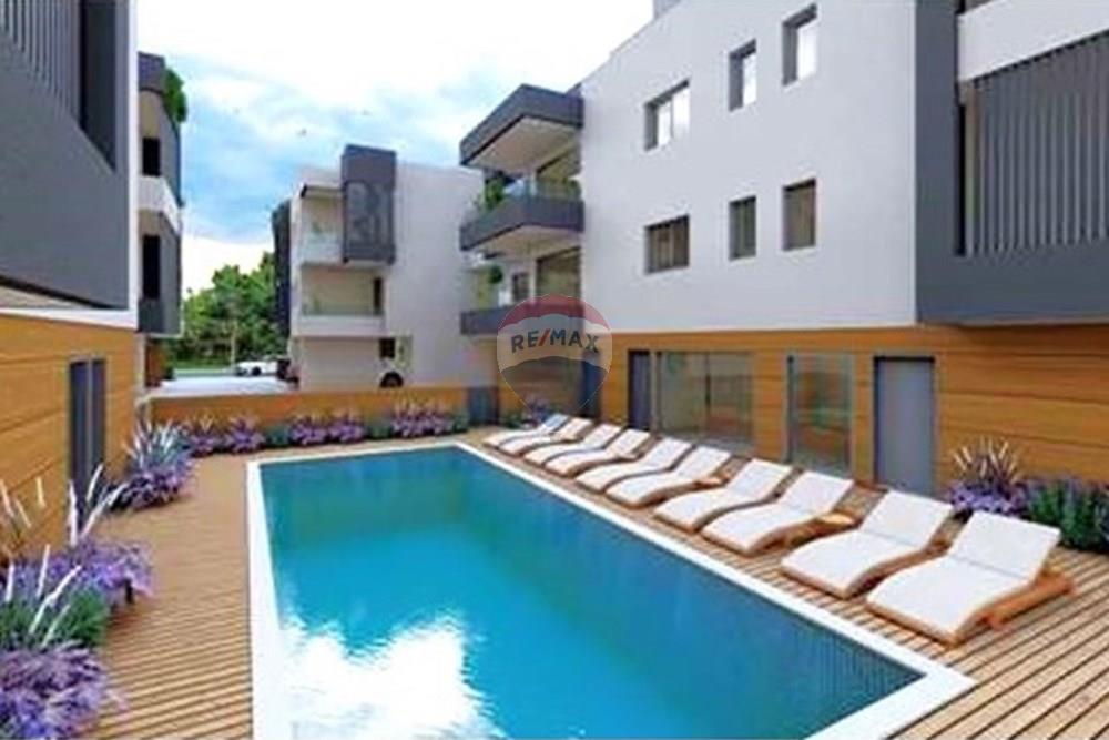 1-Bed Apartment Roof Garden, Pool, Livadia - Widok 2