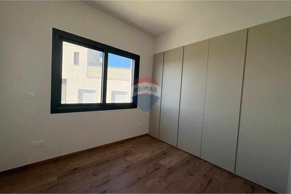 3+1 Bedroom Sea View Penthouse in Germasogeia Hill - Mehr