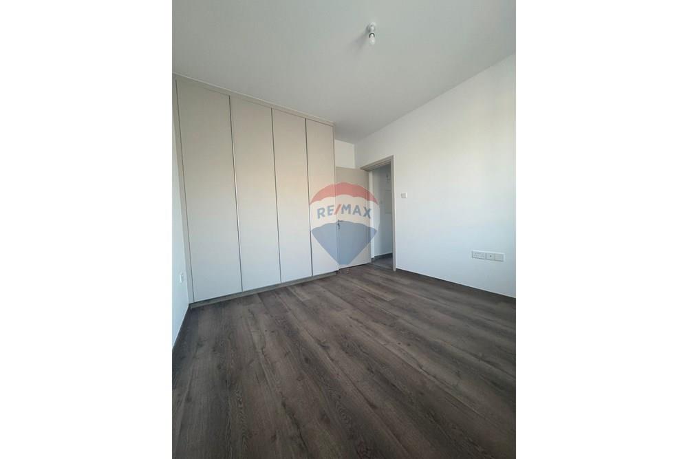 READY TO MOVE IN 2 Bed. Penthouse near Metropolis - Ansicht 6