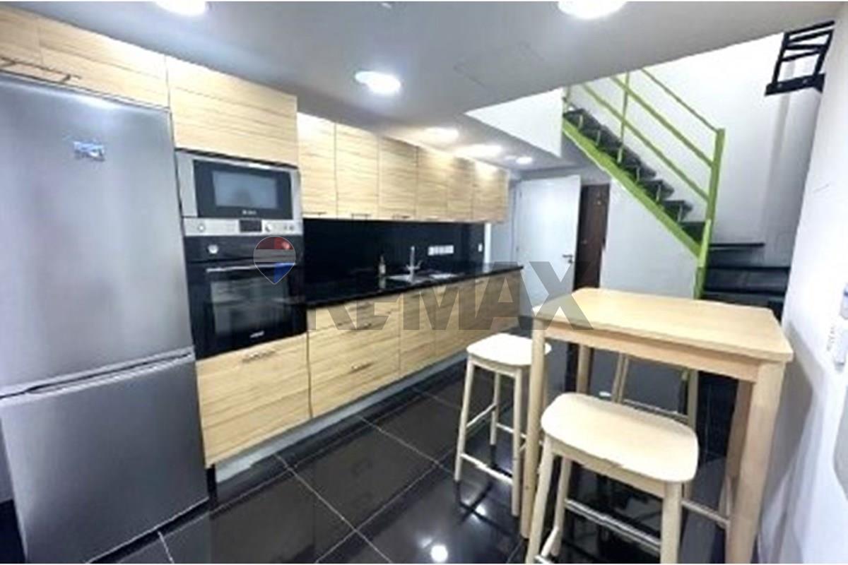 Office 170 m² for sale in Larnaka - Skala, Larnaca