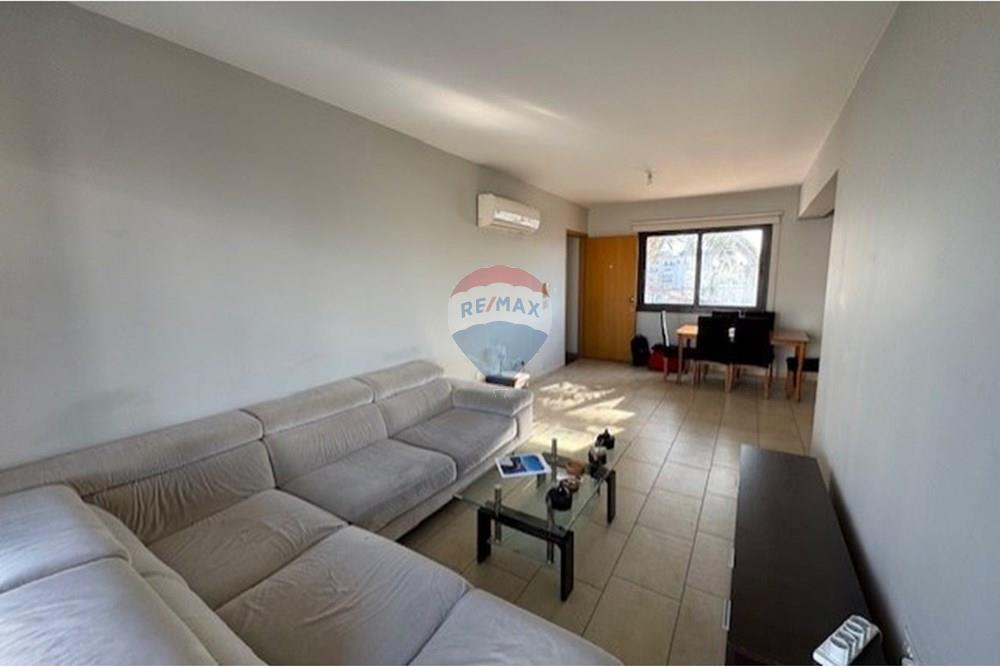 2-Bedroom Apartment in Sotiros, Larnara - Widok 3