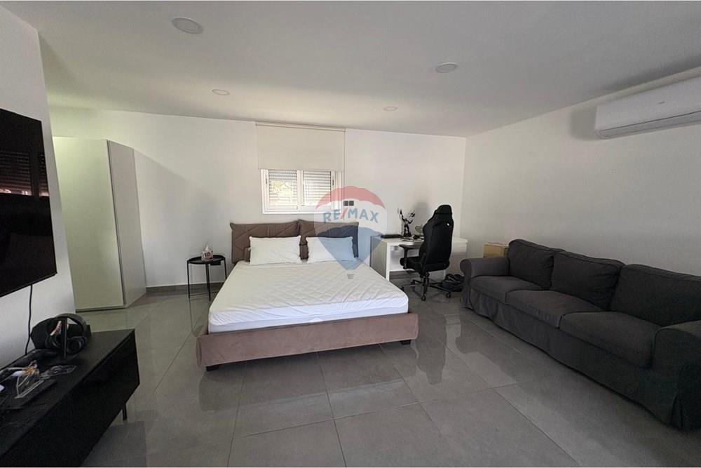 4-Bedroom House with pool in Ekali - Bild 5