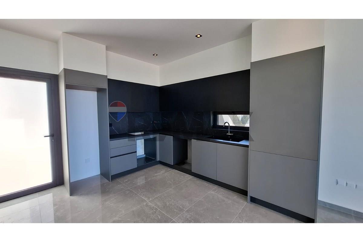 3 Bedroom Sea view Penthouse in Laiki Lefkothea - Widok 6